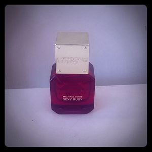 Michael Kors Sexy Ruby Eau De Parfum